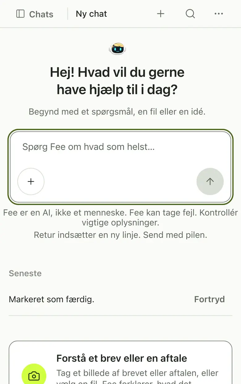 Fee i browseren med et felt, hvor du skriver dit spørgsmål.